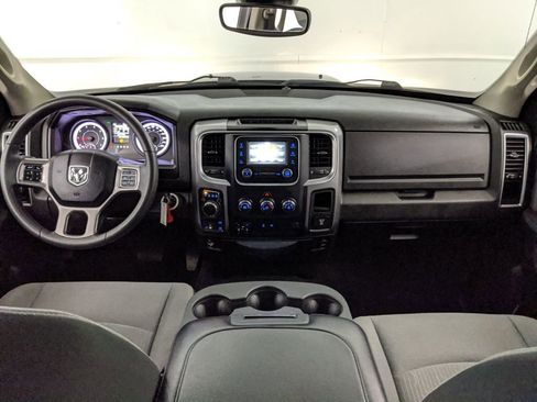 Used 2023 RAM 1500 Classic SLT image 8