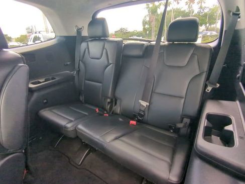 Used 2023 Kia Telluride SX Prestige AWD/4WD image 16