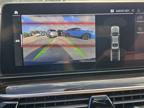 Used 2023 BMW 530i xDrive w/ Premium Package image 20