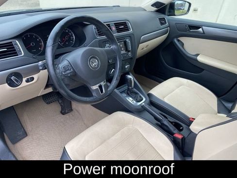Used 2012 Volkswagen Jetta SEL FWD image 7