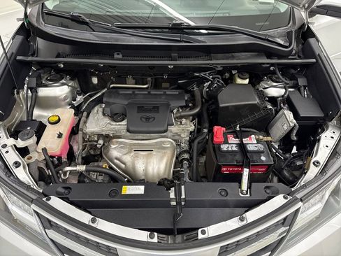 Used 2015 Toyota RAV4 Limited w/ Technology Package image 10