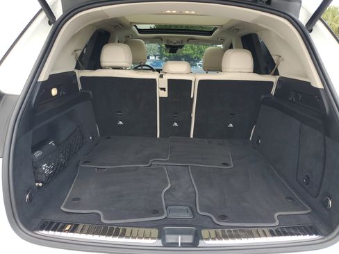 Used 2021 Mercedes-Benz GLE 450 4MATIC image 10