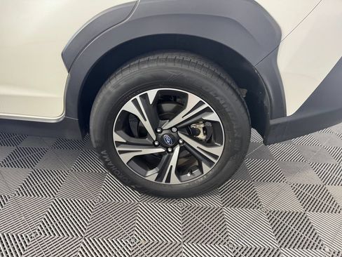 Used 2024 Subaru Crosstrek 2.0i Premium AWD/4WD image 13