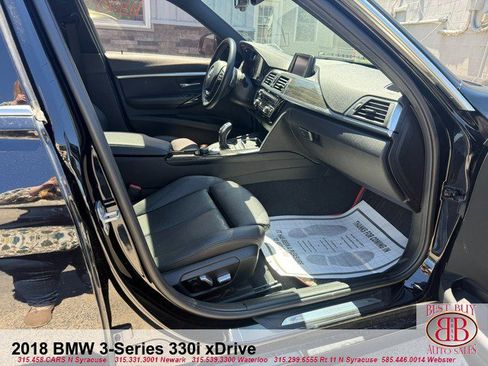 Used 2018 BMW 330i xDrive Sedan AWD/4WD image 12