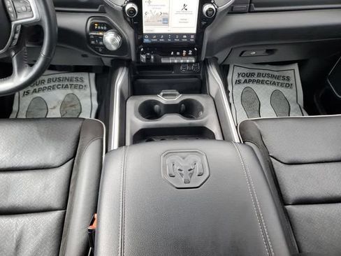Used 2023 RAM 1500 Laramie AWD/4WD image 21