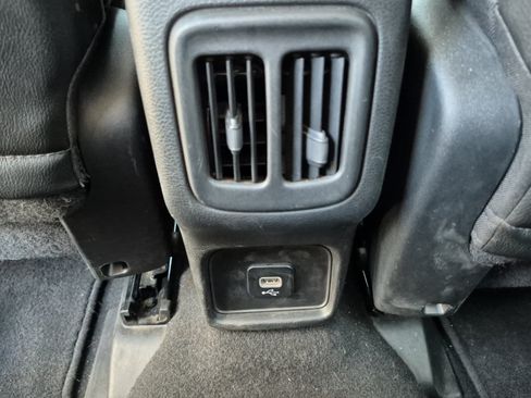 Used 2020 Jeep Compass Latitude AWD/4WD image 26