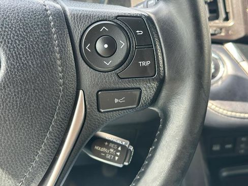 Used 2018 Toyota RAV4 Limited w/ All Weather Liner Package AWD/4WD image 32
