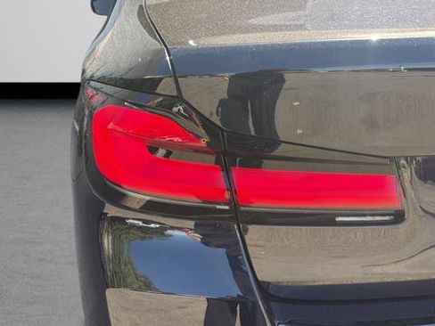 Used 2023 BMW 530i w/ M Sport Package RWD image 31