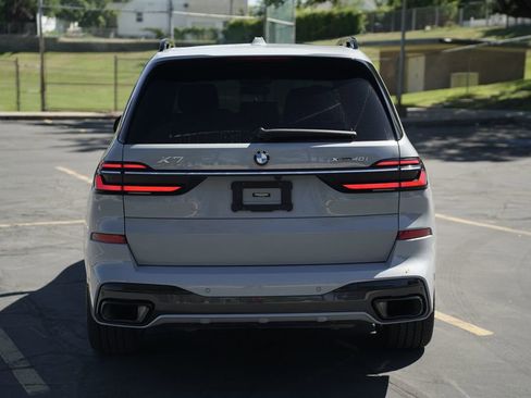 Used 2023 BMW X7 xDrive40i w/ Executive Package AWD/4WD image 4
