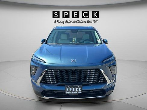 New 2026 Buick Enclave Avenir image 9