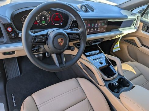 New 2026 Porsche Cayenne S AWD/4WD image 4