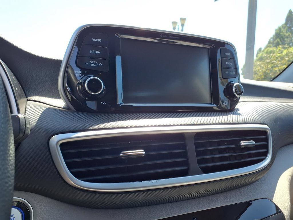 Used 2020 Hyundai Tucson Value FWD image 18