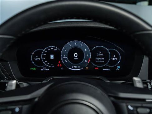 Certified 2025 Porsche 911 Carrera RWD image 20