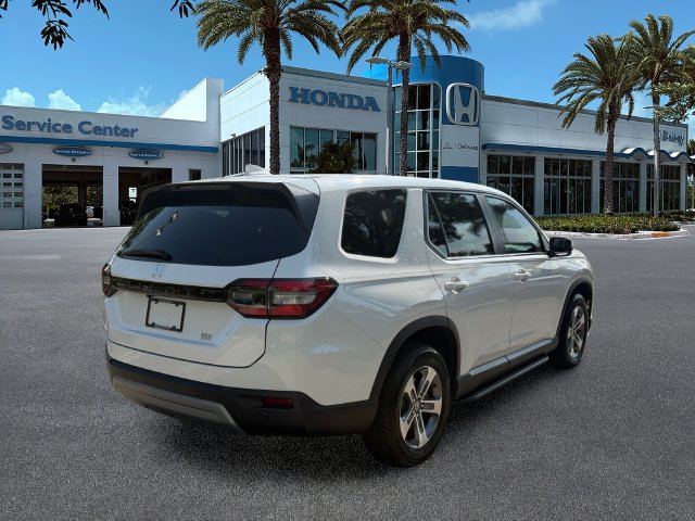 Certified 2025 Honda Pilot EX-L image 8