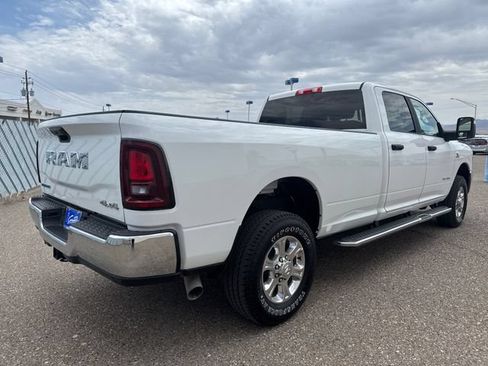 Used 2025 RAM 2500 Big Horn AWD/4WD image 5