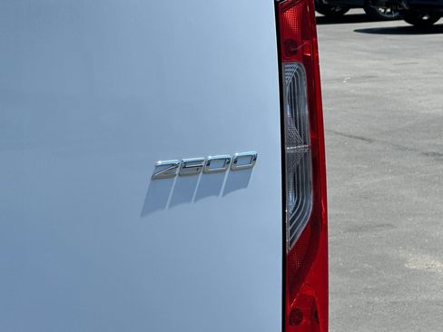 New 2025 Mercedes-Benz Sprinter 2500 image 25