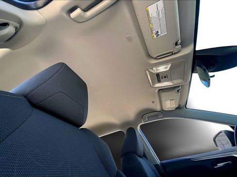 Used 2025 Toyota RAV4 XLE image 22