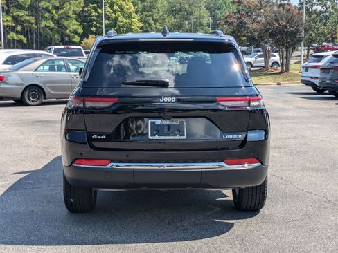 New 2025 Jeep Grand Cherokee Laredo X w/ Trailer Tow Package image 6