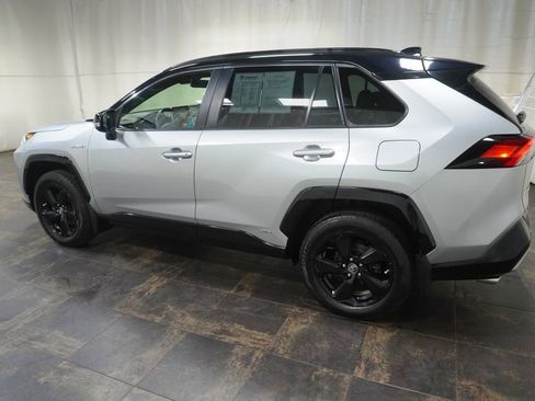 Used 2019 Toyota RAV4 XSE w/ Carpet Mat Package AWD/4WD image 8