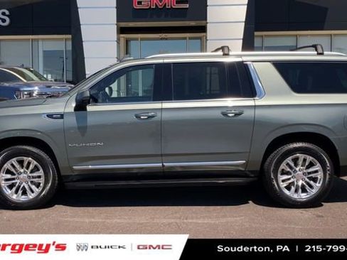 Used 2023 GMC Yukon XL SLT w/ SLT Premium Package AWD/4WD image 6