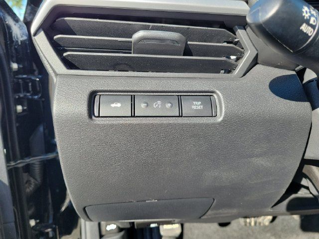 Used 2026 Nissan Altima 2.5 SV FWD image 21