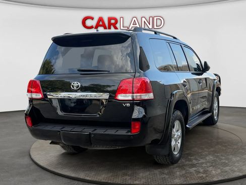 Used 2011 Toyota Land Cruiser w/ Upgrade Pkg AWD/4WD image 5