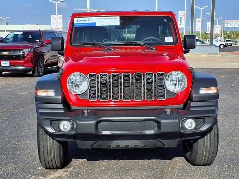 Used 2025 Jeep Wrangler Unlimited Sport AWD/4WD image 2
