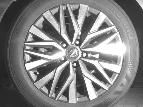 Used 2025 Nissan Altima 2.5 SV FWD image 12