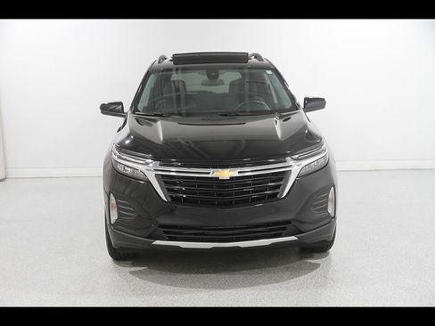 Certified 2023 Chevrolet Equinox LT AWD/4WD image 2