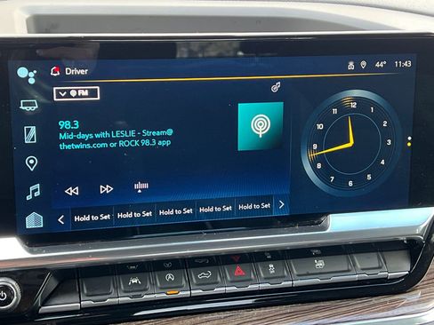 Used 2025 Chevrolet Silverado 1500 LT image 17