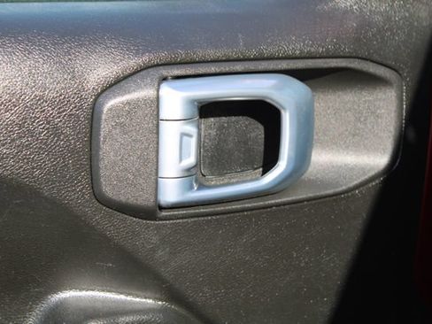Used 2021 Jeep Wrangler Unlimited Sport AWD/4WD image 13