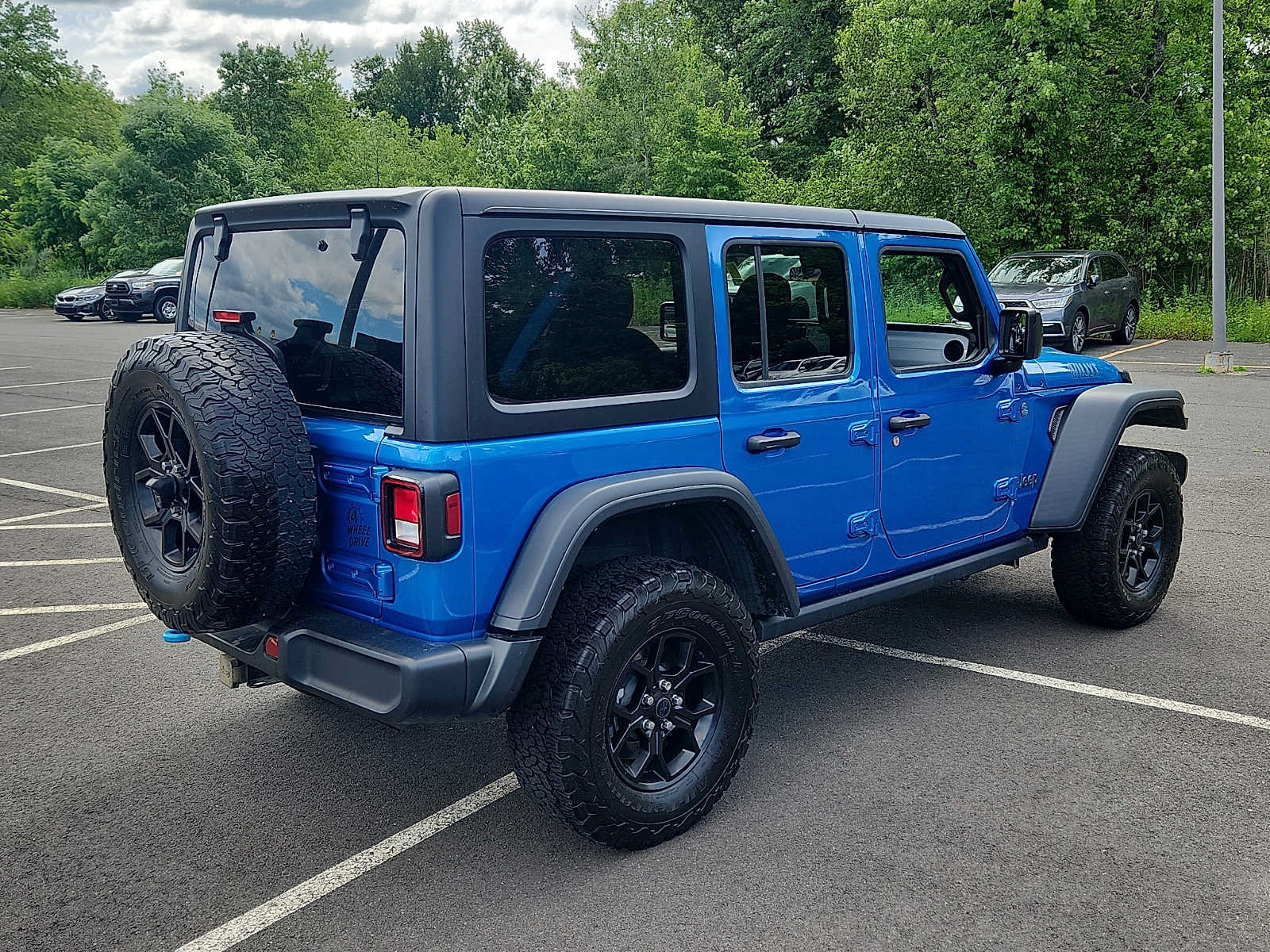 Used 2024 Jeep Wrangler Unlimited AWD/4WD image 4