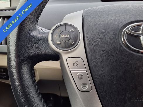 Used 2013 Toyota Prius image 20