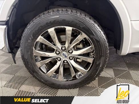 Used 2017 Ford F150 Lariat w/ Equipment Group 502A Luxury AWD/4WD image 24