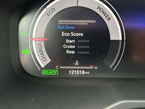 Used 2023 Toyota RAV4 Limited AWD/4WD image 24