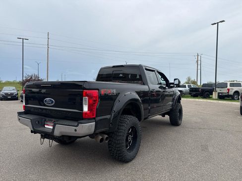Used 2017 Ford F250 Lariat w/ Lariat Ultimate Package AWD/4WD image 5
