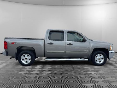 Used 2013 Chevrolet Silverado 1500 LT w/ All-Star Edition AWD/4WD image 6