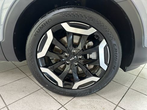 Used 2025 Kia Telluride S FWD image 15