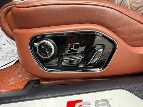 Used 2017 Audi S8 Plus AWD/4WD image 9