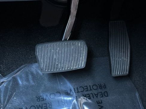 Used 2025 Buick Envision Preferred image 45