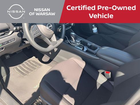 Used 2025 Nissan Sentra S FWD image 5