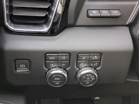 Certified 2024 GMC Sierra 1500 Denali w/ Technology Package image 17