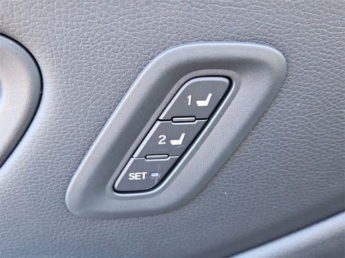 New 2025 Honda Pilot Touring image 13