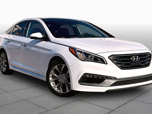 Used 2017 Hyundai Sonata Limited 2.0T FWD image 3