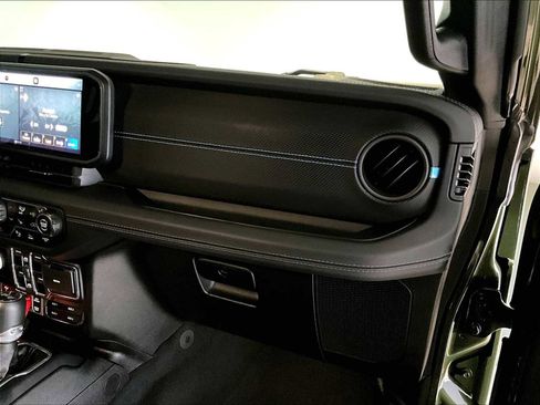 Used 2024 Jeep Wrangler Unlimited Rubicon 4xe image 23