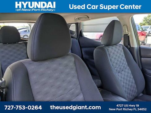 Used 2018 Nissan Rogue Sport SV w/ SV All-Weather Package AWD/4WD image 6