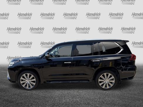 Used 2017 Lexus LX 570 4WD w/ Luxury Package image 7