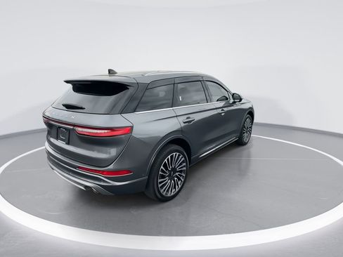 Used 2022 Lincoln Corsair Reserve w/ Sport Package image 8