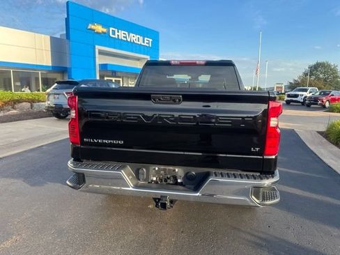 Used 2024 Chevrolet Silverado 1500 LT AWD/4WD image 5