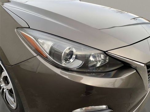 Used 2014 MAZDA MAZDA3 i SV image 2